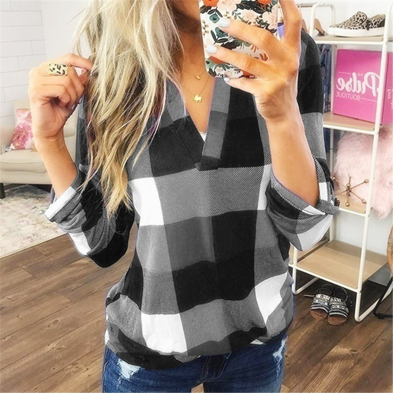 Spring and autumn plaid printed V-neck long-sleeved top T-shirt 46 01